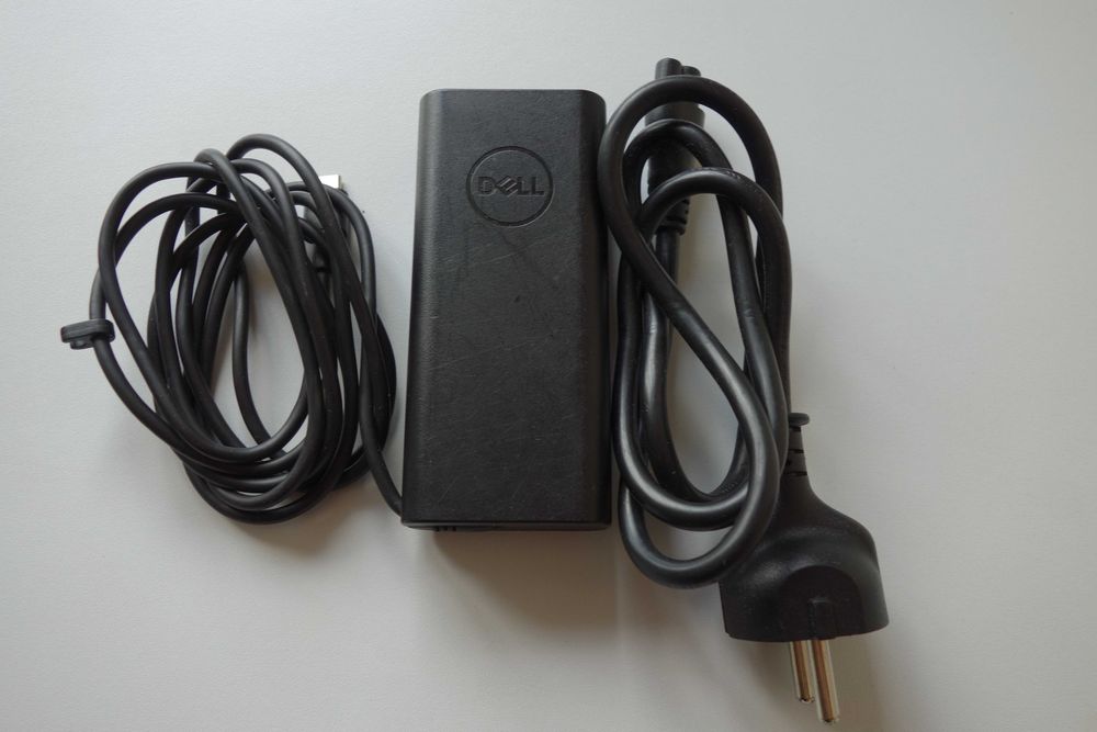 Зарядно за лаптоп Dell 65W USB-C