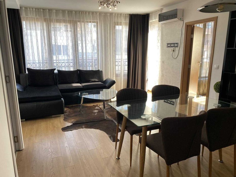 Дава се под наем Двустаен апартамент в София, Слатина - 79 кв.м за 470 € - Снимка #1