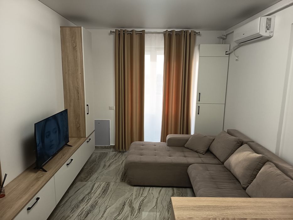 Inchiriere studio