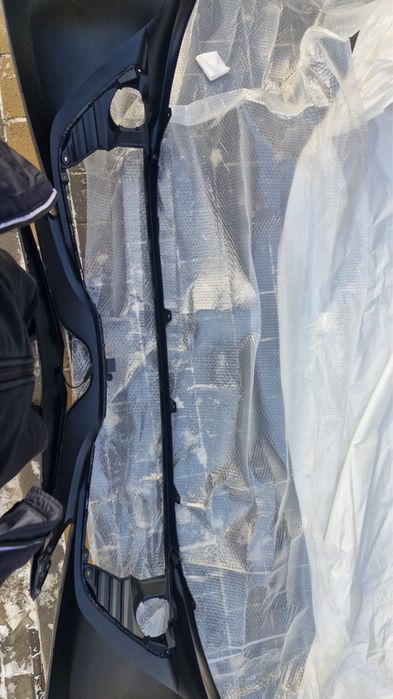 Бампер передний камри