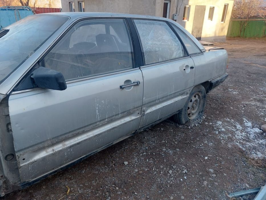 Продам ауди на запчасти