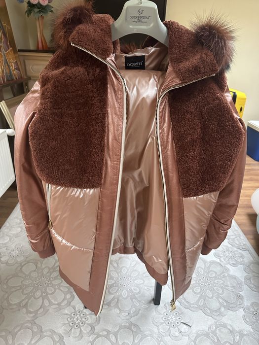 Geaca lunga cu blana de vulpe