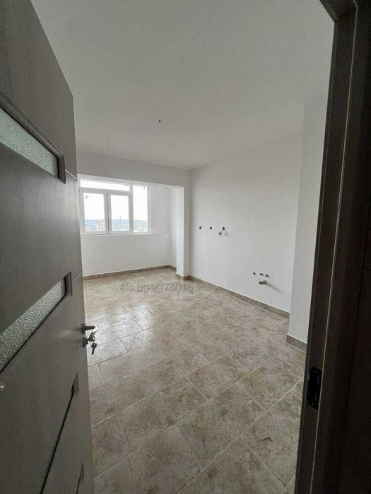 Продава се Тристаен апартамент в Шумен, Център - 65 кв.м за 1805 €/кв.м - Снимка #4