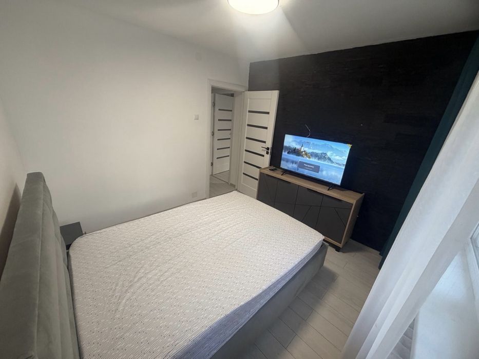 Inchiriez apartament doua camere