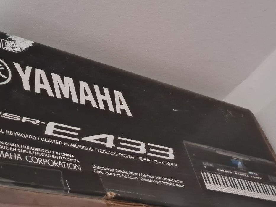 Orga Yamaha Psr E 433