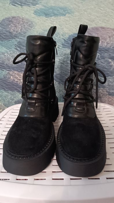 Ботинки зимние, сапоги осенние