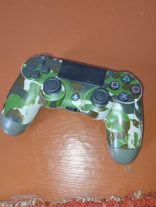 Отличный PlayStation 4