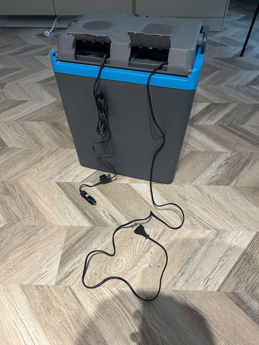 Хладилна чанта 300V