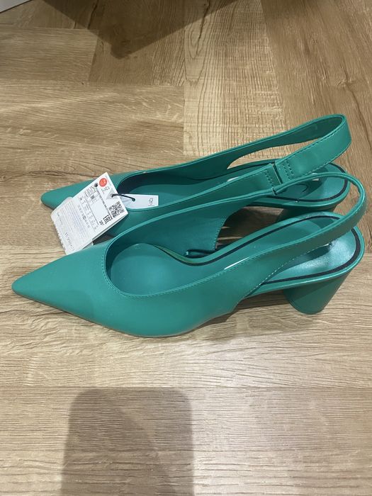 Туфли зеленые Zara