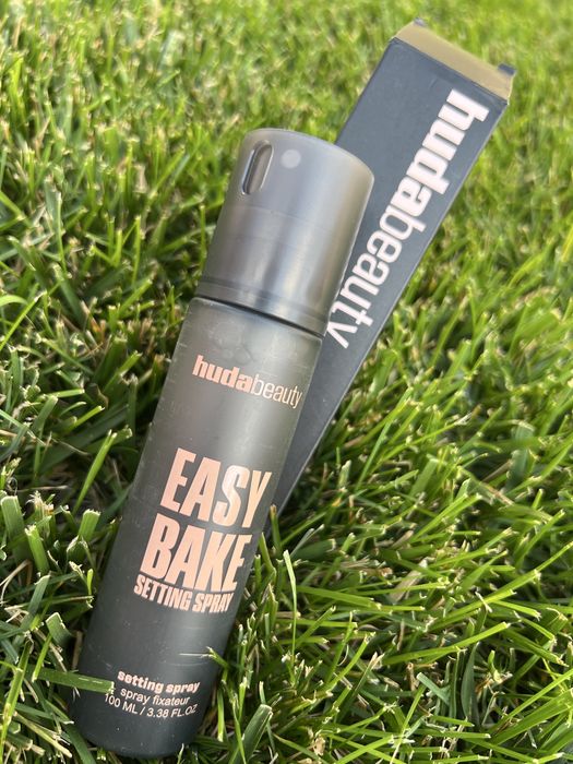 spray fixare huda beauty+cadou