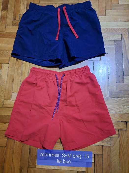 Tricouri, pantaloni scurți mărimea S-M