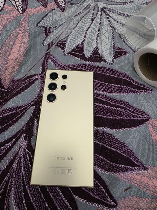 Телефон Samsung s24 ultra