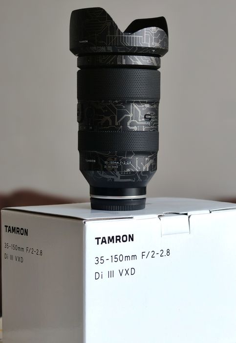 Tamron 35-150mm F2-2.8 Di III VXD Sony E