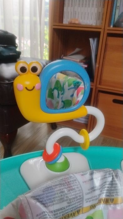 Bright Starts - Centru de activitati 2 in 1 Playful Pond