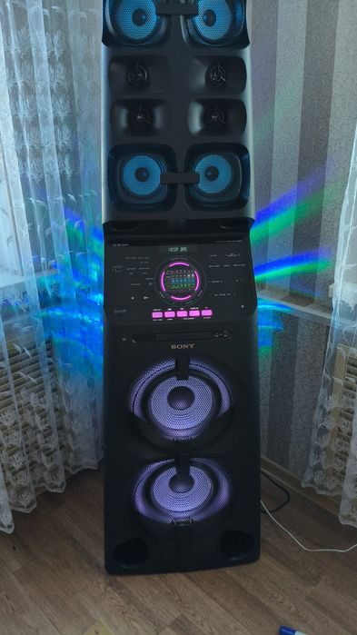 Продам музыкальный центр SONY