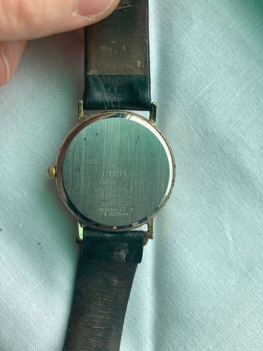 Citizen часовник квартц