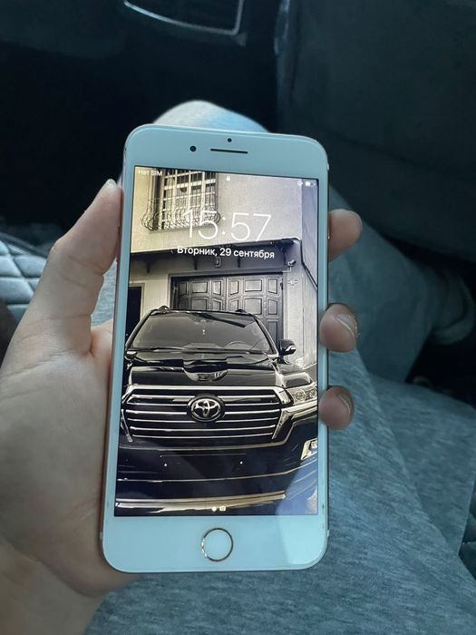 Айфон 7plus хорошом состояние