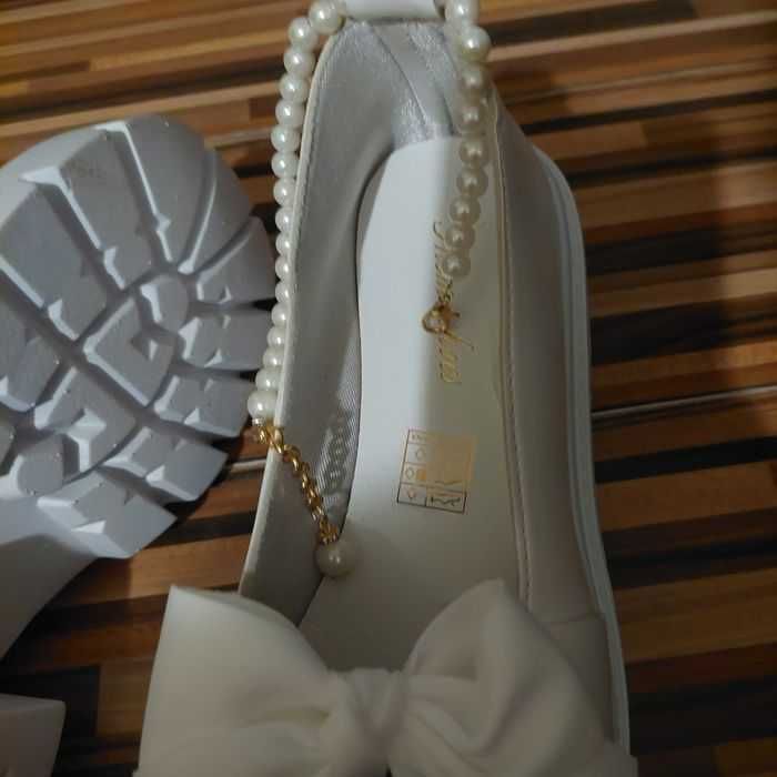 Pantofi trandy talpă înaltă Mary Jane