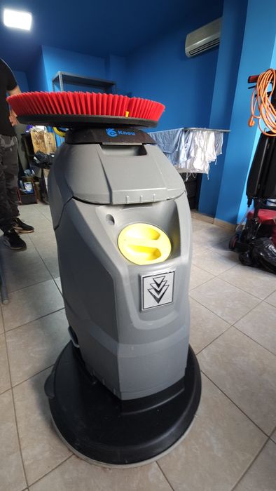 Masină de spălat pardoseli dure Karcher 50/50