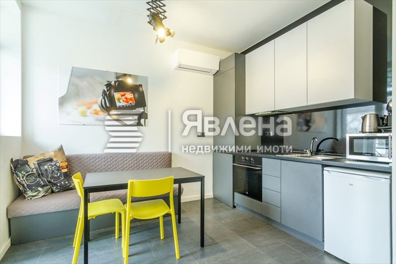 Продава се Многостаен апартамент в София, Център - 154 кв.м за 3747 €/кв.м - Снимка #3