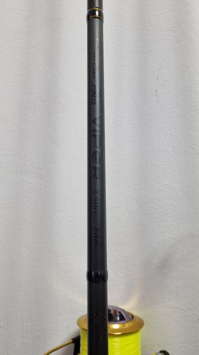 Set 3 Lansete Crap FL VIPER 3.90m 3.5 LBS + 3 Mulinete AQUASITE 10000