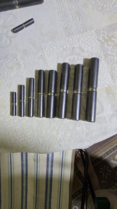 Шарнер для двери