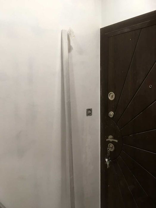 Алуминиев профил ICS 113-2 - за монтаж на паравани към стена