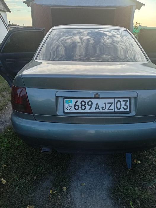 Продам автомобиль А4