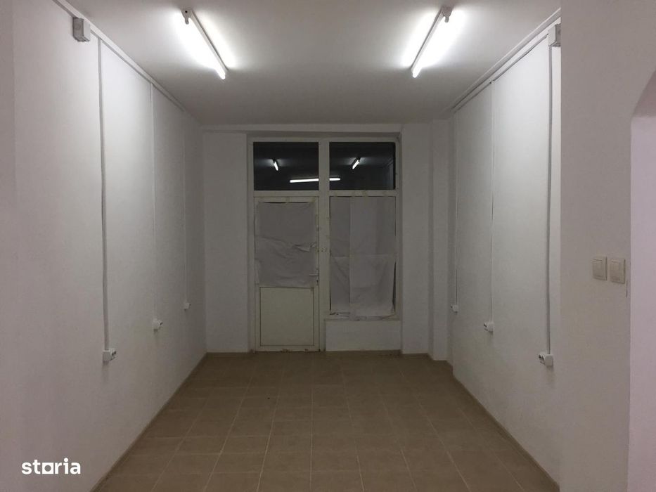 De vânzare spațiu comercial lângă spitalul județean