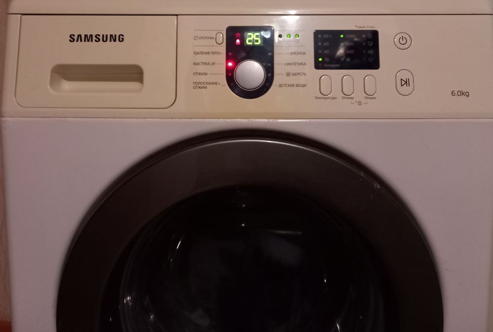 Продам стиральную машину самсунг