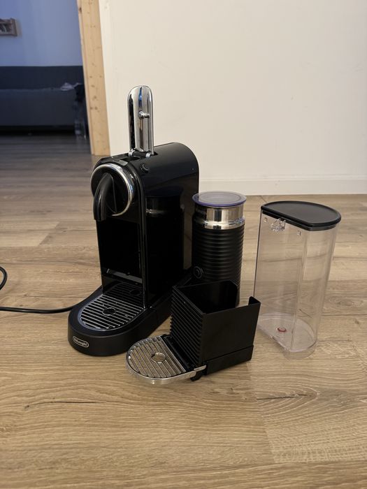Espressor Nespresso CitiZ and Milk, De Longhi, Aeroncino