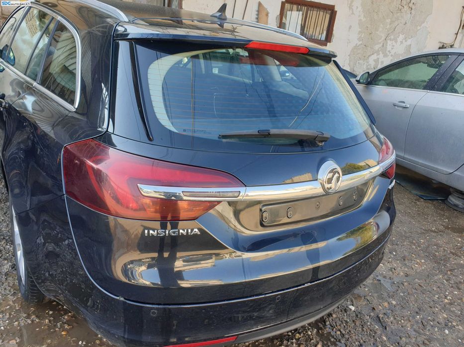 Haion Hayon Capota Portbagaj Dezechipat cu Luneta Geam Sticla Opel Insignia Break Combi FL Facelift 2013 - 2017 Culoare Z22C [K6061]