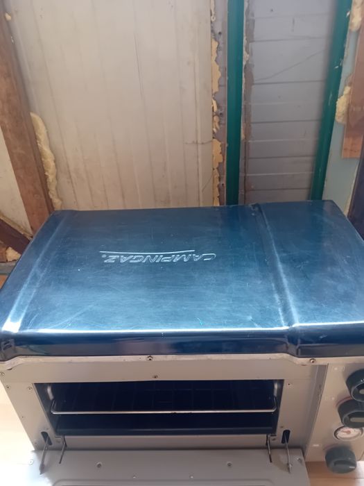 Фурна  и котлони на газ.  Имам и още една