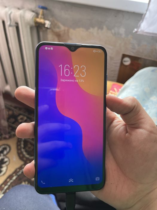 Продам телефон VIVO