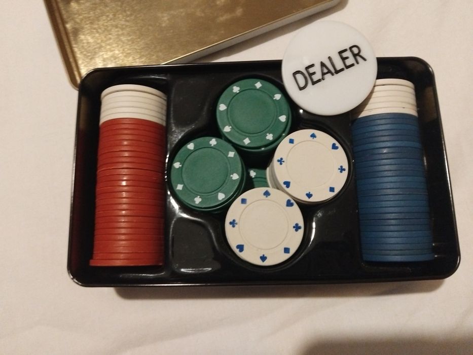 Покер сет пълен 100 чипа