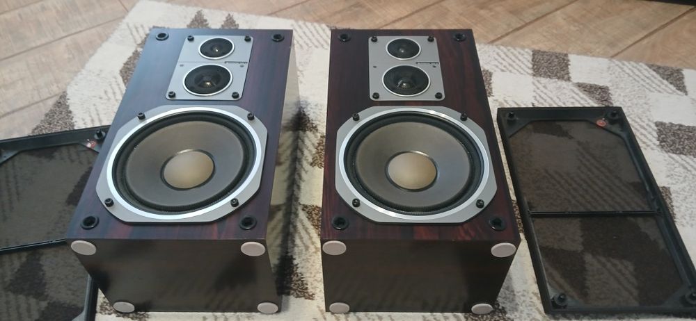 Boxe Hitachi HS 3 fara interventii