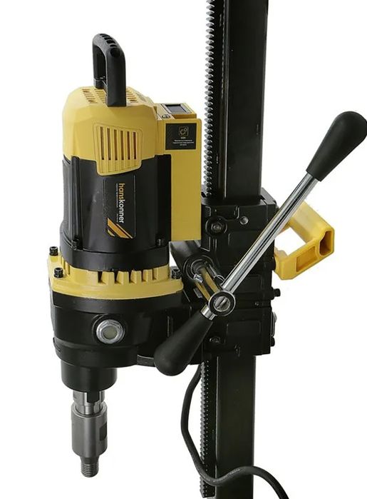 Дрель для алмазного бурения