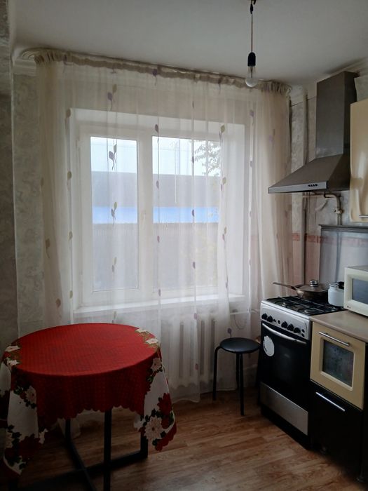 Привокзальный 2 комнат 10000