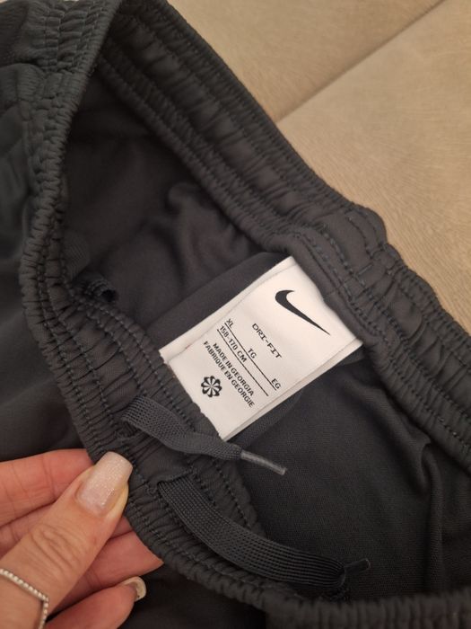 Nike pantaloni trening băieți 158-170 cm
