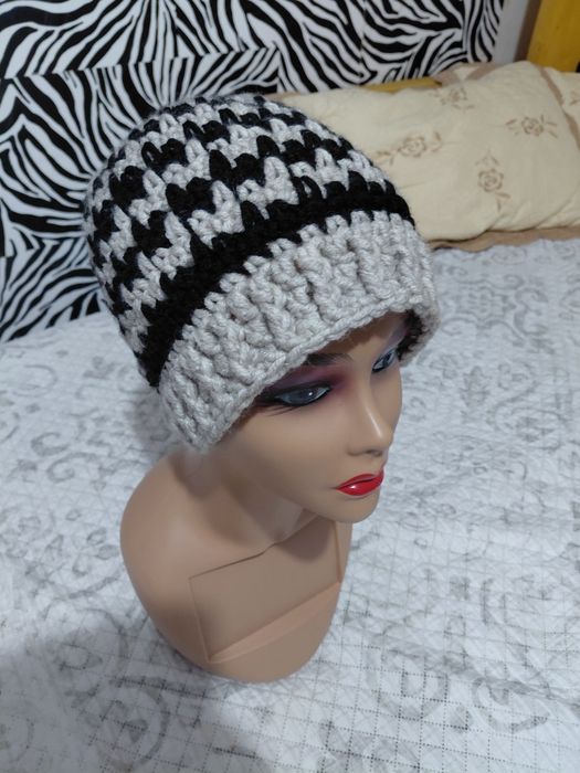 Продавам плетива на една кука