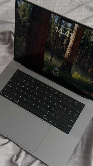 Macbook m1 max 32gb, 16', 1tb