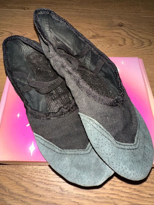 Дамски туфли - .