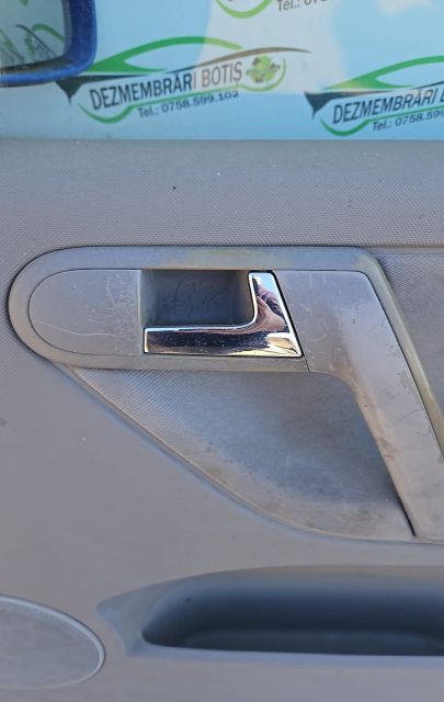 Usa / Portiera fata dreapta Volkswagen VW Polo a 3-a generatie 6N (fa