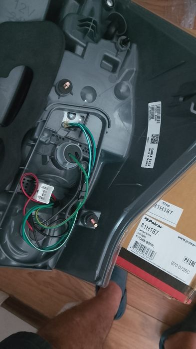 Lampa stop Toyota prius plus piese Toyota produs noi