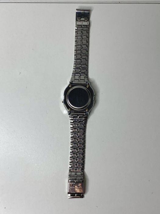 Часы “Casio classic”