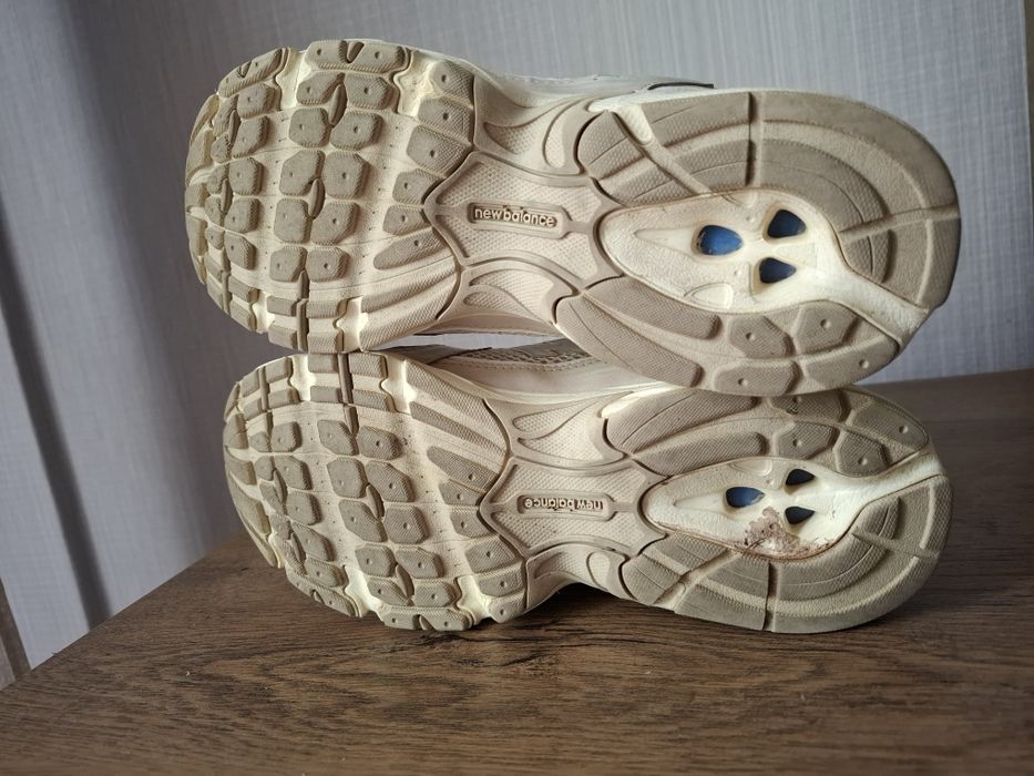 New Balance 530 маратонки 39 номер.