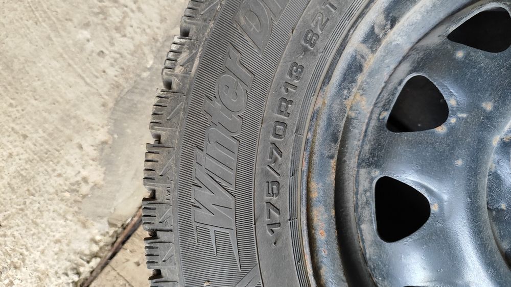 Продам шины с дисками!