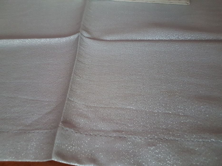 3Покривки за маса или студено сервиране