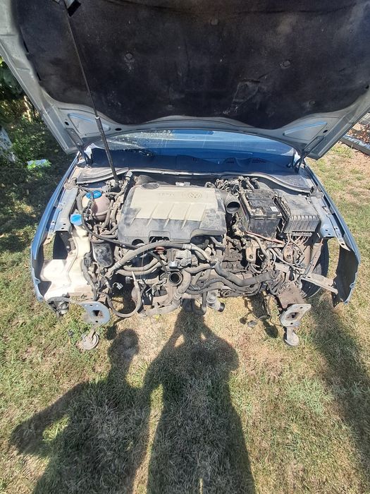 Passat b6 se dezmembrează sau se vinde întreaga