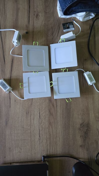 GRID LED 6W 
LED Panol eW 4000K
Size: 120"120"24mm
t min20 C max$45